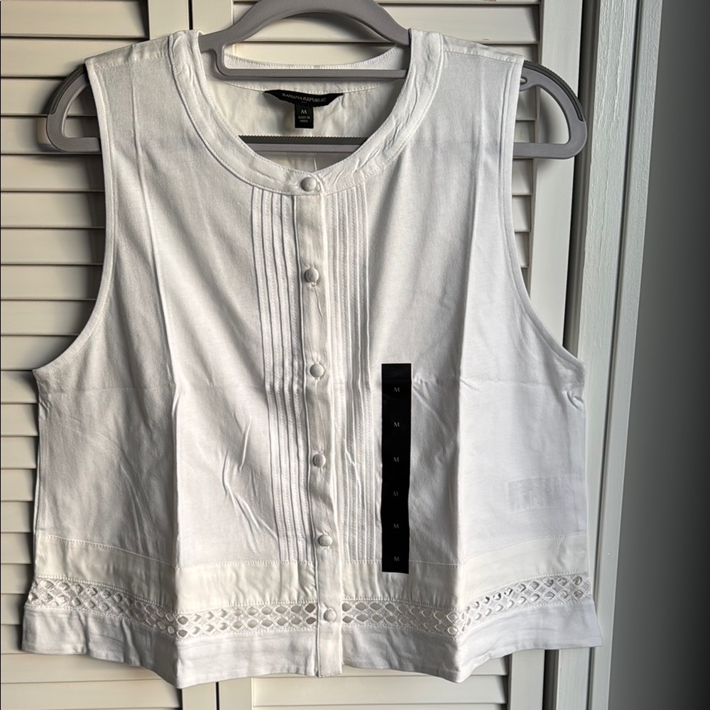 Banana Republic White Sleeveless Tuxedo Top